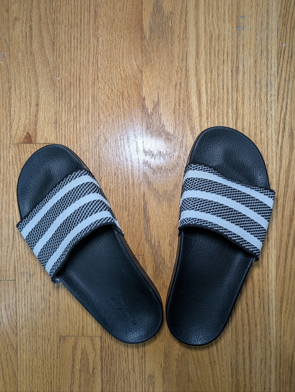 Adidas Adilette Primeknit in Size 8